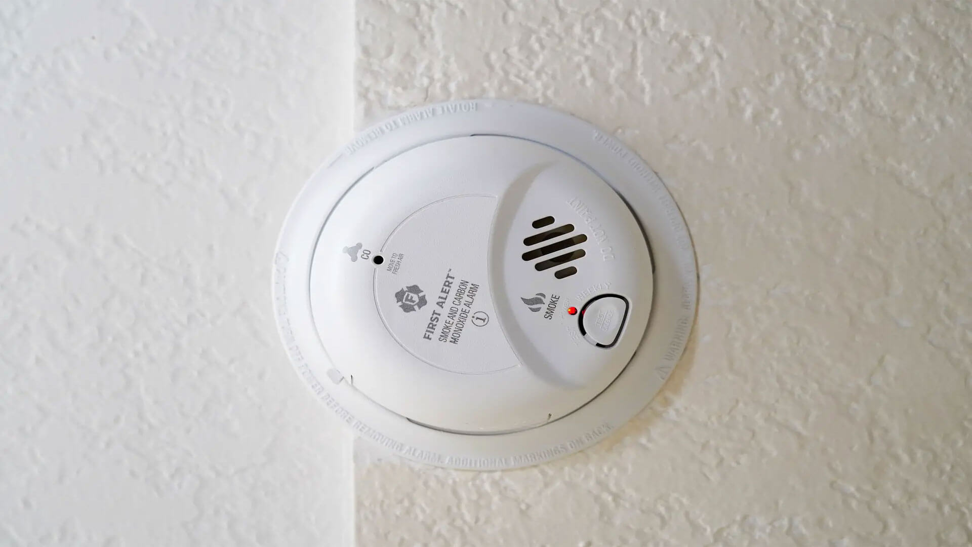 Why is My Smoke Detector Blinking Red Every 30 Seconds?